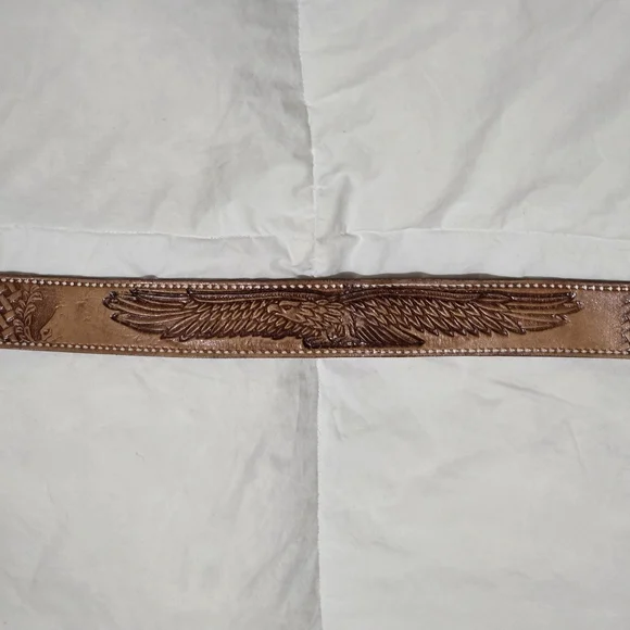 Brown Western Tooled Leather Belt With Horse - Picture 4 of 7